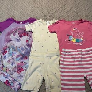Pajamas bundle size 8